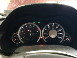 2010 Acura TSX z VIN JH4CU2F61AC007983, wystawiony jako Copart lot #57957275 z przebiegiem 185 236 mil mil oraz Szkody całkowita. Historia ofert i sprzedaży dostępna na DreamBid. Obrazek 9.