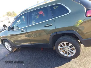 2019 Jeep Cherokee Latitude with VIN 1C4PJLCB3KD416517, listed as a IAAI auction lot 41275406 with 83,321 mi miles. Bid and sale history available at carsss.com. Image 14.