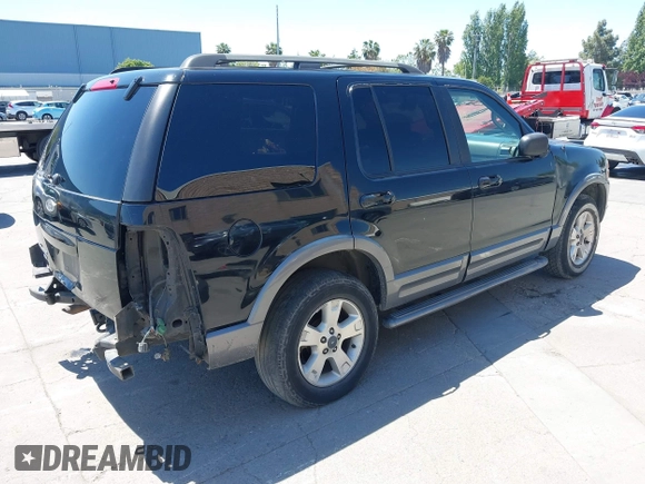 2002 Ford Explorer XLT with VIN 1FMZU73K92UD34066, listed as a IAAI auction lot 42228958 with 198,594 mi miles and . Bid and sale history available at DreamBid. Image 4.