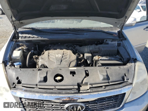 2011 Kia Sedona LX with VIN KNDMG4C71B6393066, listed as a Copart auction lot 77087974 with 158,400 mi miles and Clean Title. Bid and sale history available at carsss.com. Image 12.