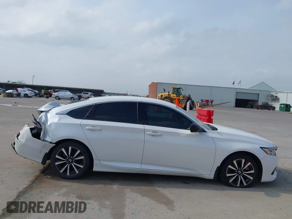 2022 Honda Accord Sedan Sport SE with VIN 1HGCV1F46NA061743, listed as a IAAI auction lot 41937995 with 32,820 mi miles. Bid and sale history available at carsss.com. Image 14.