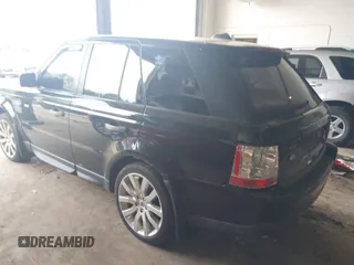 2006 Land Rover Range Rover Sport SC z VIN SALSH23416A957857, wystawiony jako IAAI lot #42539049 z przebiegiem 150 842 mil mil oraz . Historia ofert i sprzedaży dostępna na DreamBid. Obrazek 3.