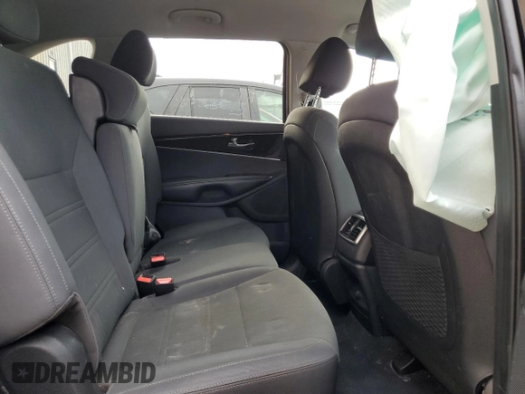 2019 Kia Sorento LX with VIN 5XYPG4A30KG578008, listed as a Copart auction lot 61767354 with 88,891 mi miles and Non Repairable. Bid and sale history available at carsss.com. Image 11.