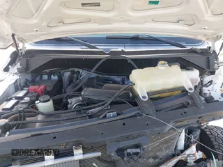 2021 Nissan NV Cargo SV z VIN 1N6BF0LY2MN803410, wystawiony jako IAAI lot #42083652 z przebiegiem 49 841 mil mil oraz . Historia ofert i sprzedaży dostępna na DreamBid. Obrazek 10.