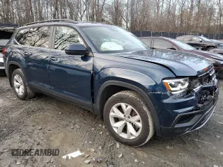 2020 Volkswagen Atlas S with VIN 1V2AP2CA0LC502282, listed as a Copart auction lot 84377224 with 40,327 mi miles and Salvage title. Bid and sale history available at DreamBid. Image 4.