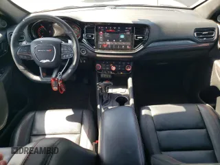 2023 Dodge Durango R/T Plus с VIN 1C4SDJCT9PC696004, выставлен на аукционе Copart как лот 60973305 с пробегом 11 201 миль миль и Списание • Salvage title. История ставок и продаж доступна на DreamBid. Изображение 8.