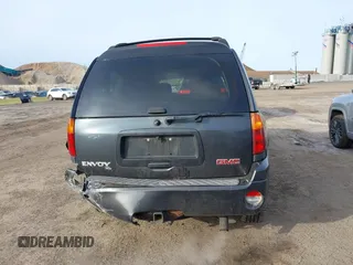 2005 GMC Envoy SLT z VIN 1GKET16M156142931, wystawiony jako IAAI lot #41584914 z przebiegiem 215 452 mil mil oraz . Historia ofert i sprzedaży dostępna na DreamBid. Obrazek 16.
