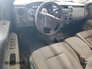 2014 Ford F-150 XL z VIN 1FTFX1EF9EKF52116, wystawiony jako Copart lot #55934075 z przebiegiem 157 297 mil mil oraz Nie do naprawy • Non repairable. Historia ofert i sprzedaży dostępna na DreamBid. Obrazek 8.