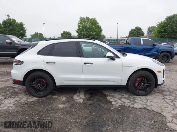 2020 Porsche Macan with VIN WP1AA2A50LLB05839, listed as a IAAI auction lot 42488259 with 62,447 mi miles and . Bid and sale history available at DreamBid. Image 13.