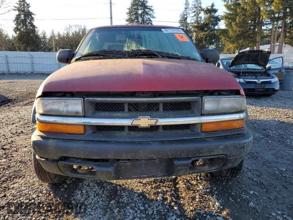 2001 Chevrolet S-10 LS with VIN 1GCCT19W818161992, listed as a Copart auction lot 87774135 with 0 mi miles and Clean Title. Bid and sale history available at carsss.com. Image 5.