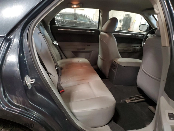 2007 Chrysler 300 Touring with VIN 2C3KA53G87H835673, listed as a Copart auction lot 48583435 with 97,988 mi miles and Clean Title. Bid and sale history available at carsss.com. Image 10.