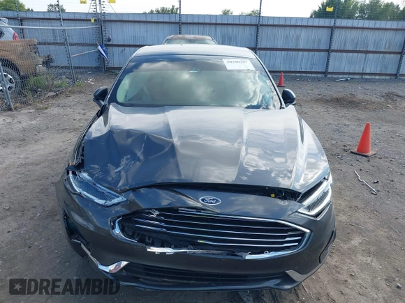 2019 Ford Fusion SEL with VIN 3FA6P0CD7KR159644, listed as a IAAI auction lot 40280287 with 57,329 mi miles. Bid and sale history available at carsss.com. Image 6.
