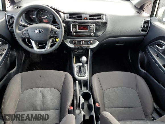 2017 Kia Rio LX z VIN KNADM4A39H6086372, wystawiony jako Copart lot #43648205 z przebiegiem 138 381 mil mil oraz Szkody całkowita. Historia ofert i sprzedaży dostępna na DreamBid. Obrazek 8.