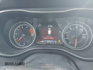2019 Jeep Cherokee Trailhawk Elite with VIN 1C4PJMBX0KD315275, listed as a IAAI auction lot 41630464 with 94,558 mi miles. Bid and sale history available at carsss.com. Image 7.