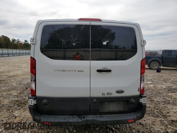 2016 Ford Transit XL z VIN 1FBZX2YM3GKA11695, wystawiony jako Copart lot #80738504 z przebiegiem 79 052 mil mil oraz Czysty tytuł • Clean title. Historia ofert i sprzedaży dostępna na DreamBid. Obrazek 6.