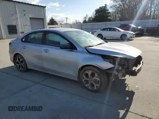 2019 Kia Forte LXS z VIN 3KPF24AD1KE119926, wystawiony jako Copart lot #49107035 z przebiegiem 79 623 mil mil oraz Szkoda całkowita • Salvage title. Historia ofert i sprzedaży dostępna na DreamBid. Obrazek 4.