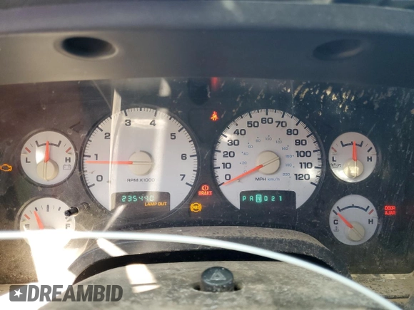 2003 Dodge 1500 ST with VIN 1D7HU18DX3S302088, listed as a Copart auction lot 47854265 with 235,440 mi miles and Salvage Title. Bid and sale history available at carsss.com. Image 9.
