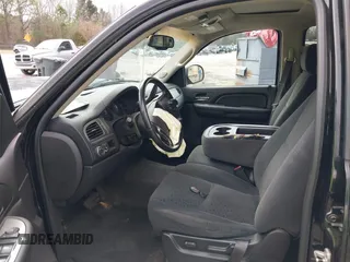 2007 Chevrolet Avalanche 1LT with VIN 3GNEC12077G137899, listed as a IAAI auction lot 41526144 with 245,890 mi miles and . Bid and sale history available at DreamBid. Image 5.