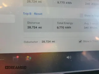 2022 Tesla Model Y Performance with VIN 7SAYGDEF8NF494770, listed as a Copart auction lot 42031405 with 28,724 mi miles and Salvage Title. Bid and sale history available at DreamBid. Image 9.