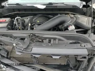 2021 Chevrolet Silverado 1500 Custom with VIN 1GCRYBEF2MZ412981, listed as a Copart auction lot 84494124 with 52,834 mi miles and Salvage title. Bid and sale history available at DreamBid. Image 13.