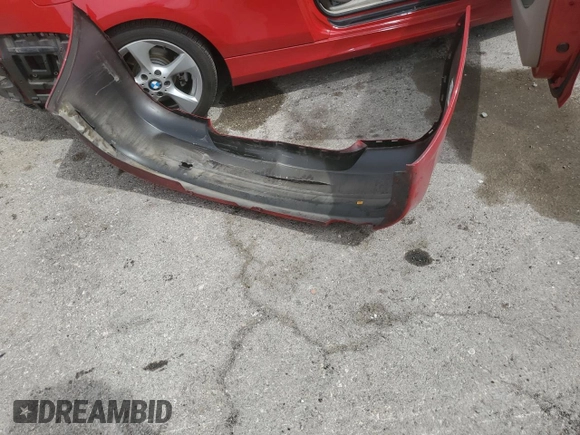 2012 BMW 1 Series 128i с VIN WBAUL7C53CVM82511, выставлен на аукционе Copart как лот 53169335 с пробегом 98 032 миль миль и Списание • Salvage title. История ставок и продаж доступна на DreamBid. Изображение 12.