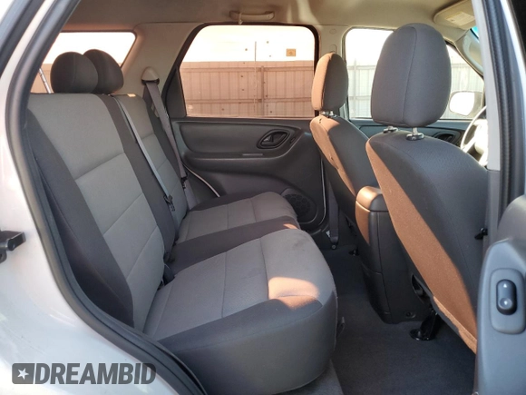 2006 Ford Escape XLS with VIN 1FMYU02Z56KC80946, listed as a Copart auction lot 75415284 with 125,537 mi miles and Salvage Title. Bid and sale history available at carsss.com. Image 12.
