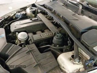 2008 BMW 3 Series 328i с VIN WBAVA37598NL19821, выставлен на аукционе IAAI как лот 43263627 с пробегом 165 811 миль миль и . История ставок и продаж доступна на DreamBid. Изображение 19.