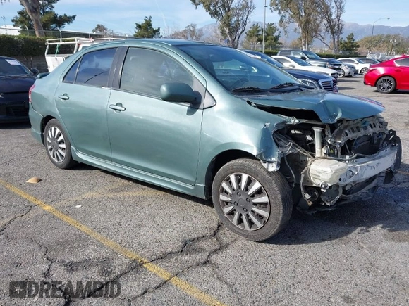 2008 Toyota Yaris with VIN JTDBT923281199585, listed as a IAAI auction lot 41404076 with 207,142 mi miles. Bid and sale history available at carsss.com. Image 1.