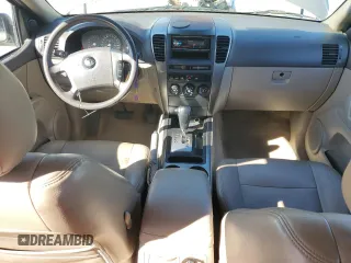 2005 Kia Sorento LX z VIN KNDJC733155486466, wystawiony jako Copart lot #50409525 z przebiegiem 193 665 mil mil oraz Szkoda całkowita • Salvage title. Historia ofert i sprzedaży dostępna na DreamBid. Obrazek 8.