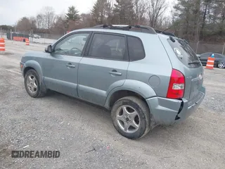 2007 Hyundai Tucson SE with VIN KM8JN12D27U606152, listed as a IAAI auction lot 41465051 with 141,478 mi miles. Bid and sale history available at carsss.com. Image 3.