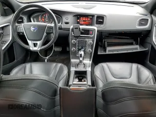 2017 Volvo V60 R-Design Platinum with VIN YV149MSS2H1372548, listed as a Copart auction lot 69565664 with 44,425 mi miles and Salvage Title. Bid and sale history available at carsss.com. Image 8.