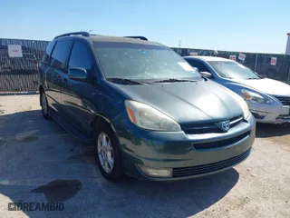 2004 Toyota Sienna XLE with VIN 5TDZA22C24S021779, listed as a IAAI auction lot 42091893 with 155,043 mi miles. Bid and sale history available at carsss.com. Image 1.