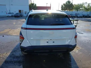 2025 Hyundai Kona SEL with VIN KM8HB3AB1SU215294, listed as a IAAI auction lot 41835866 with 484 mi miles. Bid and sale history available at carsss.com. Image 16.
