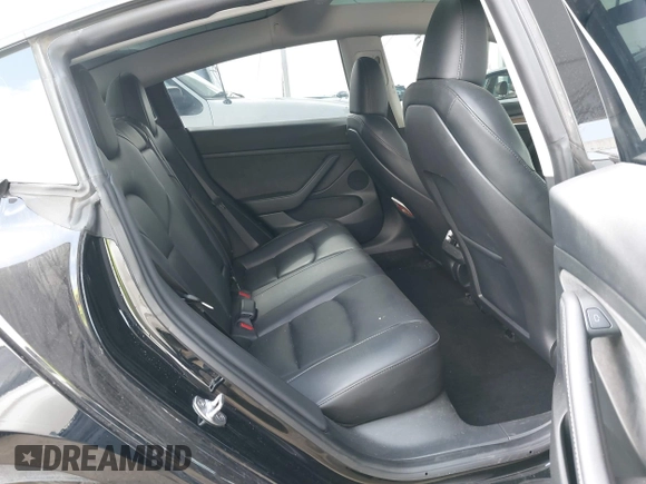 2023 Tesla Model 3 z VIN 5YJ3E1EA1PF546324, wystawiony jako IAAI lot #42103745 z przebiegiem 33 284 mil mil oraz . Historia ofert i sprzedaży dostępna na DreamBid. Obrazek 8.