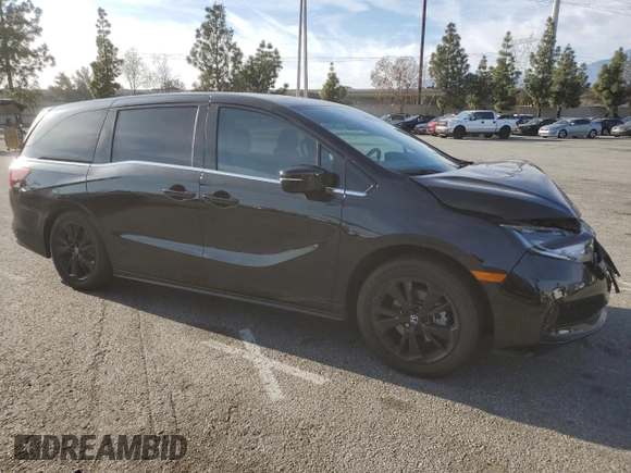 2024 Honda Odyssey Sport with VIN 5FNRL6H77RB003415, listed as a Copart auction lot 43627575 with 19,927 mi miles and Salvage Title. Bid and sale history available at DreamBid. Image 4.