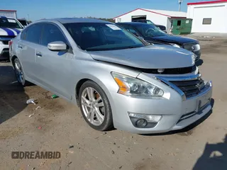 2013 Nissan Altima SL with VIN 1N4BL3AP5DC117077, listed as a IAAI auction lot 40982046 with 141,962 mi miles and . Bid and sale history available at DreamBid. Image 1.