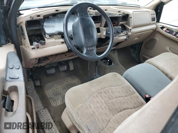 1999 Ford F-250 XL with VIN 1FTNX21L8XEC14950, listed as a Copart auction lot 46689625 with 195,289 mi miles and Salvage title. Bid and sale history available at DreamBid. Image 8.