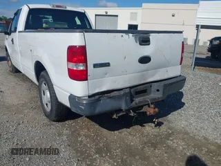 2006 Ford F-150 XL z VIN 1FTRF12226KC11966, wystawiony jako IAAI lot #42252210 z przebiegiem 238 265 mil mil oraz . Historia ofert i sprzedaży dostępna na DreamBid. Obrazek 6.