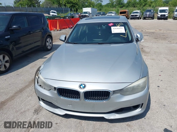 2014 BMW 3 Series 328i xDrive with VIN WBA3B5C52EP540568, listed as a IAAI auction lot 42646651 with 279,879 mi miles and . Bid and sale history available at DreamBid. Image 12.