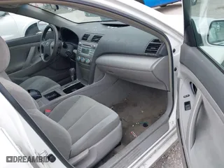 2007 Toyota Camry CE with VIN 4T1BE46KX7U664699, listed as a IAAI auction lot 42040572 with 201,624 mi miles. Bid and sale history available at carsss.com. Image 5.