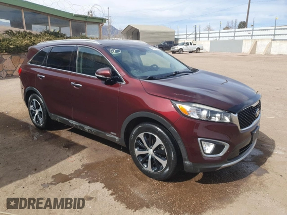 2016 Kia Sorento EX with VIN 5XYPHDA17GG146132, listed as a Copart auction lot 46819095 with 109,105 mi miles and Clean Title. Bid and sale history available at carsss.com. Image 4.