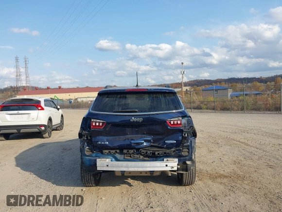 2019 Jeep Compass Latitude with VIN 3C4NJDBB0KT818133, listed as a IAAI auction lot 40736830 with 37,714 mi miles. Bid and sale history available at carsss.com. Image 17.
