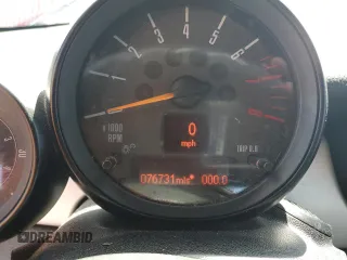 2015 MINI Convertible с VIN WMWZN3C53FT266957, выставлен на аукционе Copart как лот 74564094 с пробегом Не указан миль и На запчасти • Non repairable. История ставок и продаж доступна на DreamBid. Изображение 9.