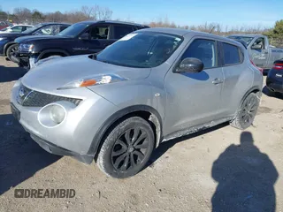 2013 Nissan Juke S with VIN JN8AF5MV3DT209036, listed as a IAAI auction lot 41427657 with 93,128 mi miles. Bid and sale history available at carsss.com. Image 2.