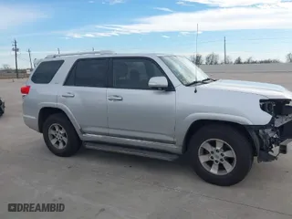 2010 Toyota 4Runner SR5 with VIN JTEZU5JR2A5007733, listed as a IAAI auction lot 41337671 with 93,371 mi miles. Bid and sale history available at carsss.com. Image 13.