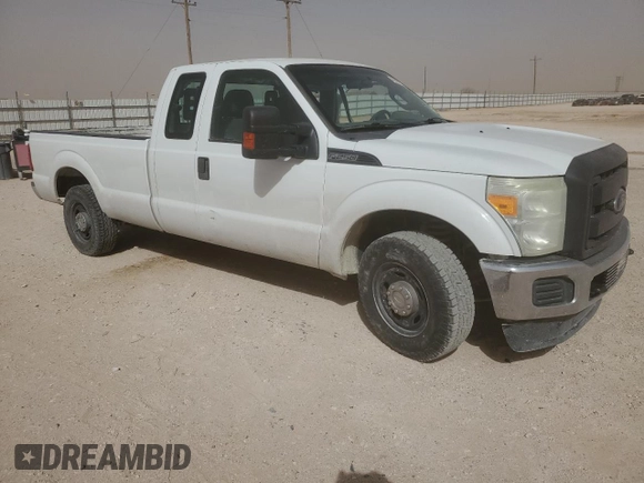 2013 Ford F-250 XL with VIN 1FT7X2A62DEA31915, listed as a Copart auction lot 49045195 with 255,173 mi miles and Salvage title. Bid and sale history available at DreamBid. Image 4.