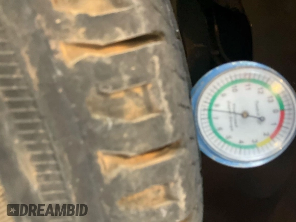 2013 Ford F-150 XL with VIN 1FTMF1CM3DKD43237, listed as a IAAI auction lot 42636389 with 164,975 mi miles and . Bid and sale history available at DreamBid. Image 14.