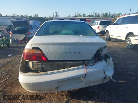 2000 Acura TL with VIN 19UUA5667YA045600, listed as a IAAI auction lot 41925306 with 188,185 mi miles. Bid and sale history available at carsss.com. Image 17.