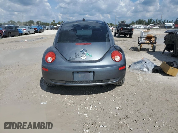 2008 Volkswagen New Beetle Coupe S with VIN 3VWRW31CX8M507106, listed as a Copart auction lot 73406794 with 0 mi miles and Salvage Title. Bid and sale history available at carsss.com. Image 6.