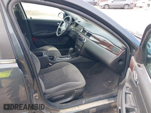 2016 Chevrolet Impala LT with VIN 2G1WB5E39G1124912, listed as a IAAI auction lot 41722552 with 90,153 mi miles and . Bid and sale history available at DreamBid. Image 5.